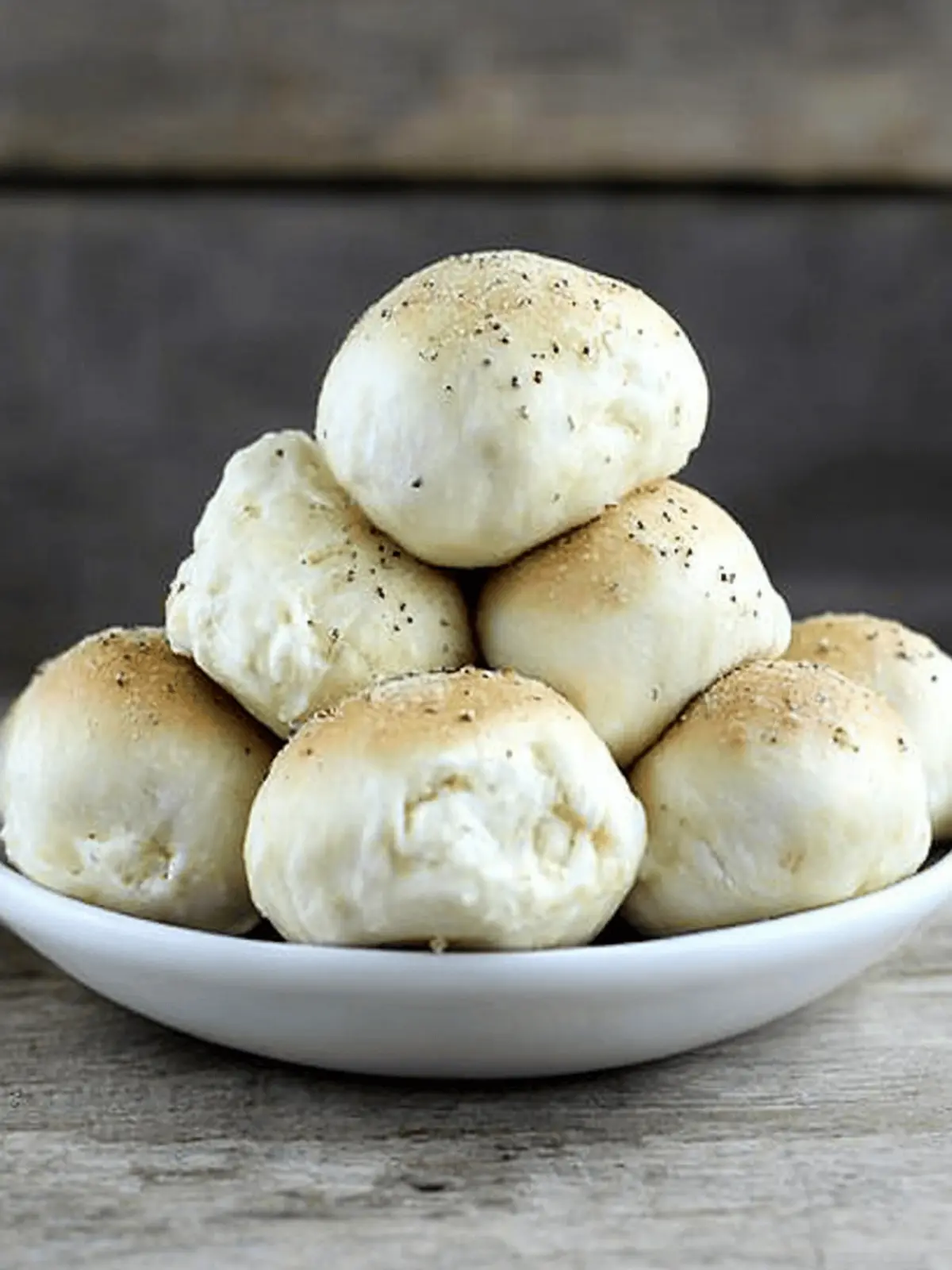 Melt-in-Your-Mouth Mozzarella Cheese Bombs You’ll Love 4 Mozzarella Cheese Bombs