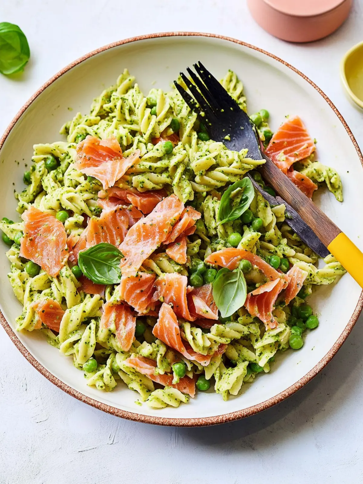 Delicious Pasta Salad with Pea Pesto and Hot-Smoked Salmon 5 Pasta salad with pea pesto and hot-smoked salmon